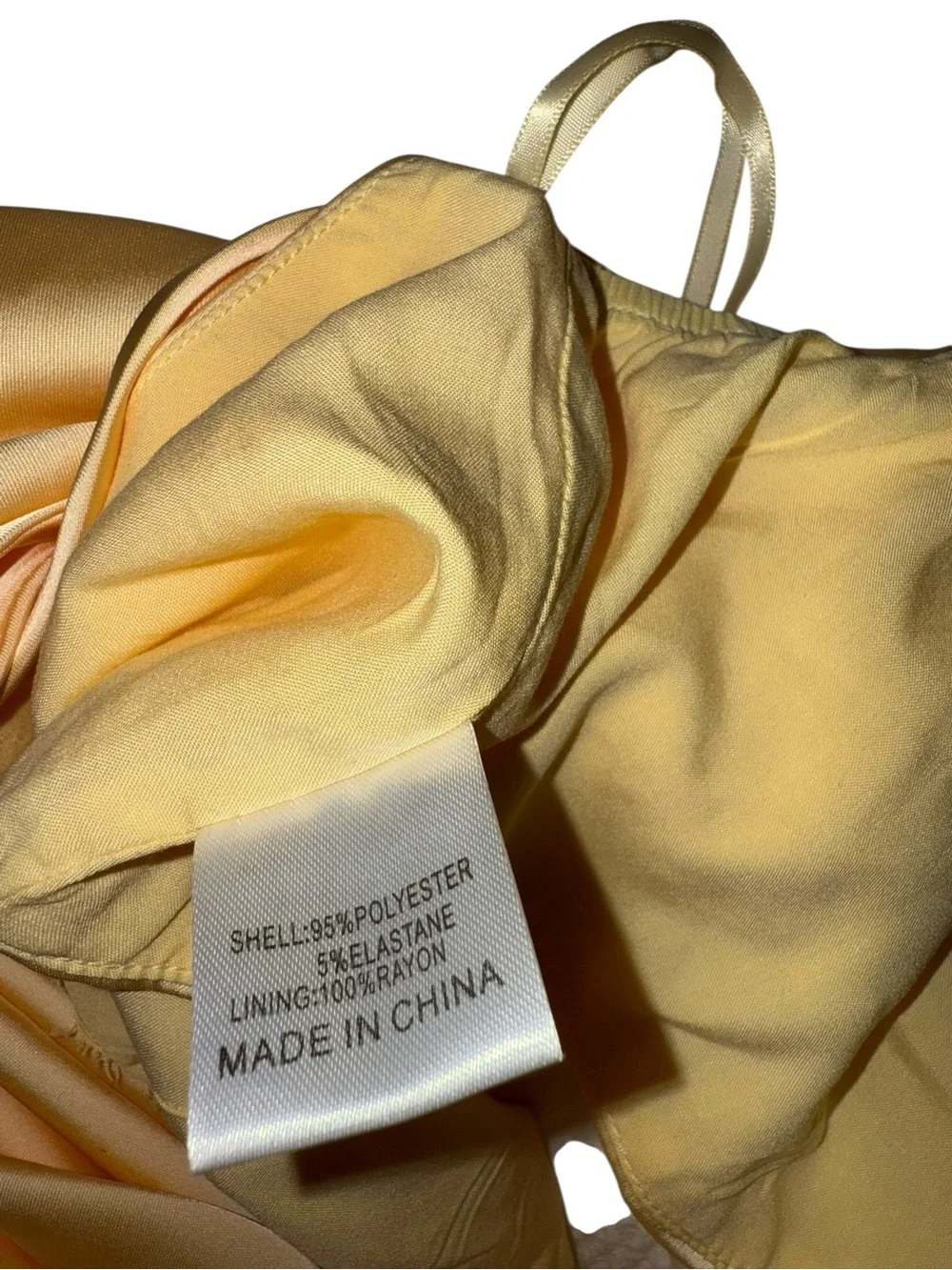 Petal & Pup Yellow Marylin Cold Shoulder Crop Top Medium - Picture 7 of 7